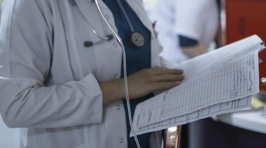 'Yapay zeka mesleğimizi elimizden alır mı? Bizim yerimize geçebilir mi?' sorusu yaygınlaştı! Uzman isim açıkladı: "Tanı koyma oranı, 4 kat daha fazla'