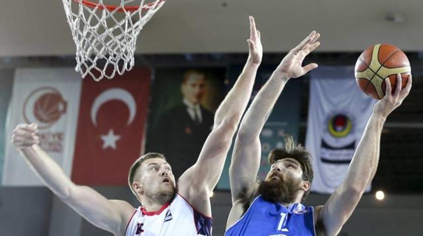 R&ouml;nesans TED Ankara Kolejliler 80 - 82 İstanbul B&uuml;y&uuml;kşehir Belediyespor