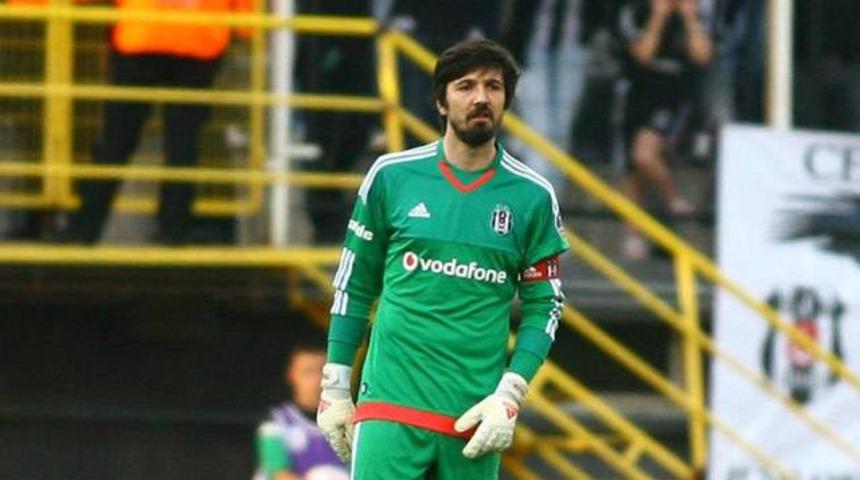 Tolga Zengin'e taraftardan b&uuml;y&uuml;k tepki!