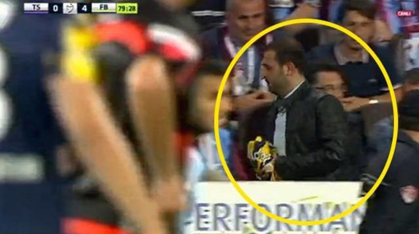 Fenerbah&ccedil;e forması alan Trabzonsporlu'ya dayak