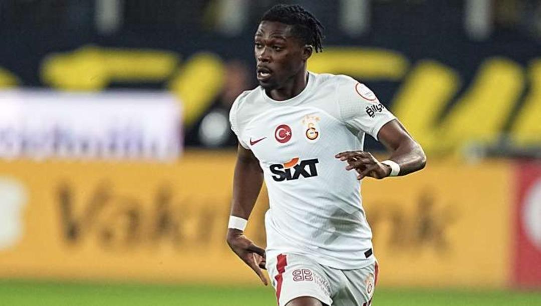 Galatasaray da Derrick Köhn için sıcak gelişme yaşanıyor! Alman sol bekin transferi için Werder Bremen ile fark 1 milyon euro... 2