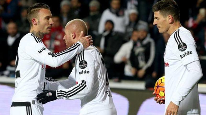 Alexis Delgado'nun bileti kesildi