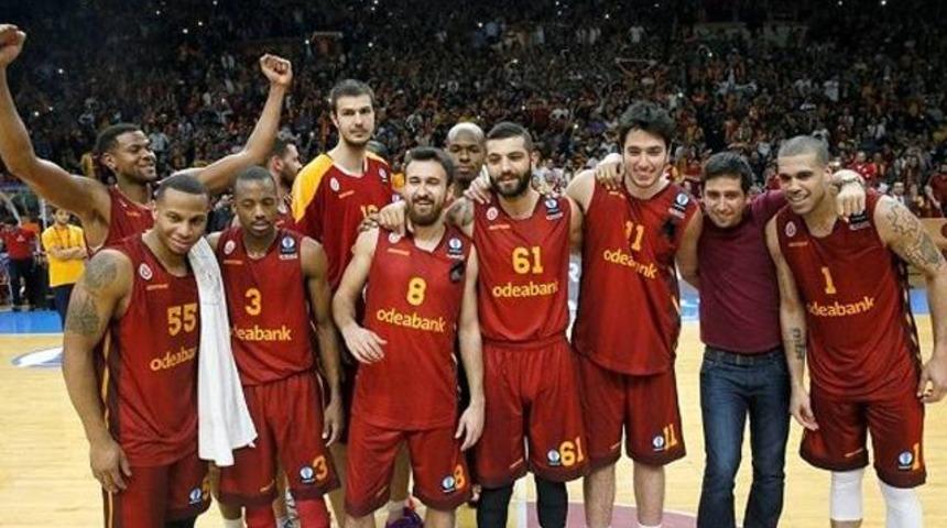 Galatasaray Strasbourg ma&ccedil;ı saat ka&ccedil;ta, hangi kanalda?