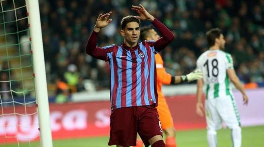 T&uuml;rkiye'den ayrıldı! Devler Carl Medjani'nin peşinde...