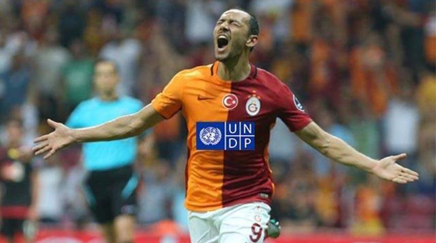 Galatasaray formasına s&uuml;rpriz reklam