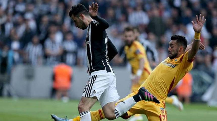 Oğuzhan &Ouml;zyakup'tan Galatasaray a&ccedil;ıklaması