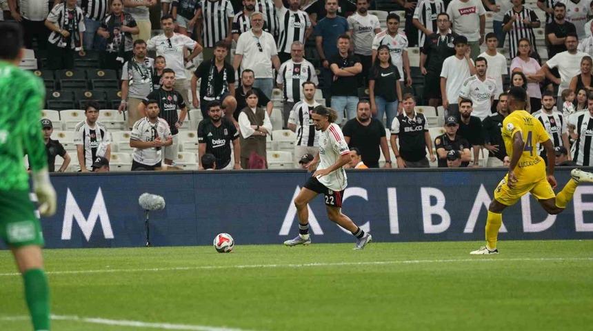 Wilfred Ndidi ile Taylan Bulut, ilk kez forma giydi