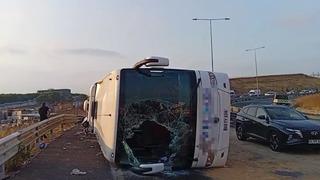 Kuzey Marmara Otoyolu'nda yolcu otobüsü devrildi: Ölü ve yaralılar var