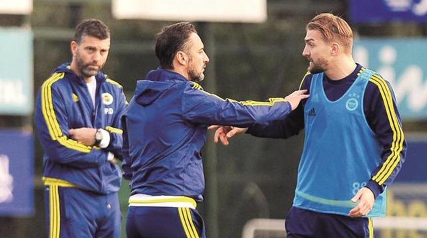 Caner Erkin&rsquo;den sonra Volkan Demirel de eleştirdi
