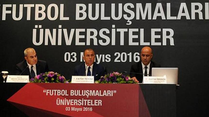 Fatih Terim akademisyenlerle bir araya geldi