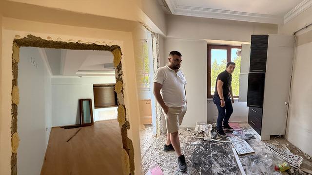 İhale ile aldığı eve girince hayatının kabusunu yaşadı! Evin dokuz kapısını, kombiyi, mutfak dolaplarını söküp kırmış
