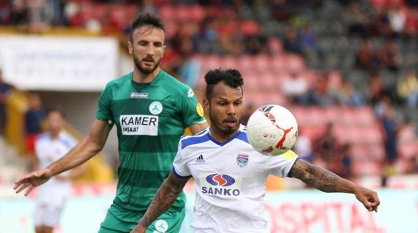 Gaziantep B&uuml;y&uuml;kşehir Belediyespor 0 - 0 Giresunspor