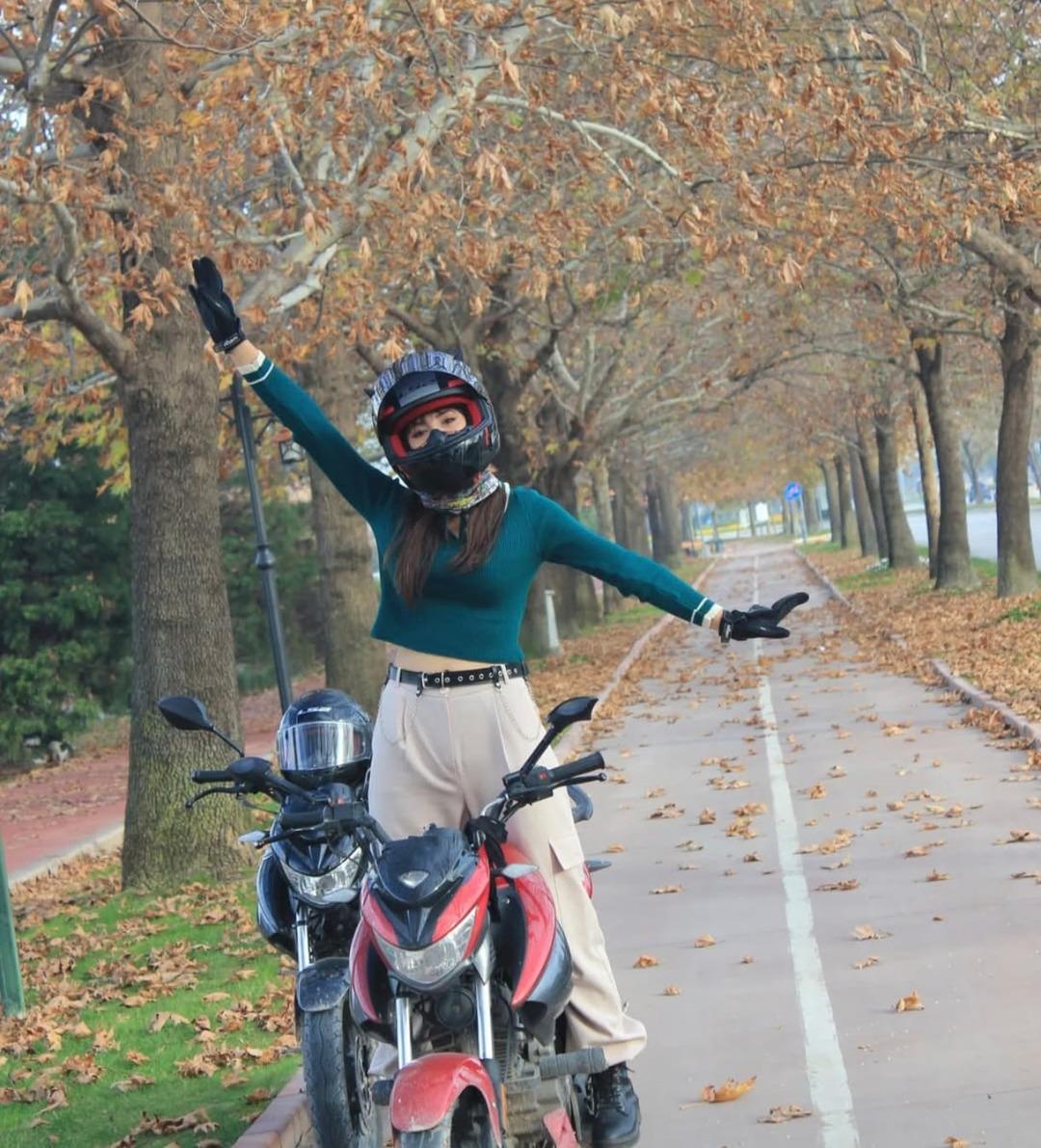 Motosiklet tutkusu sonu oldu: 26 yaşındaki Eda dan acı haber! 3