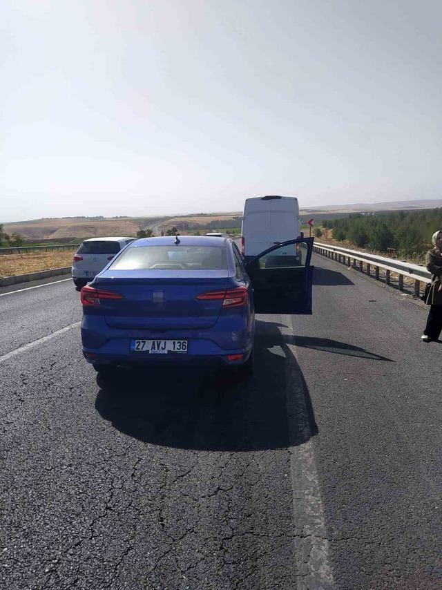 Diyarbakır’da hafif ticari ile otomobil çarpıştı: 5 yaralı 2