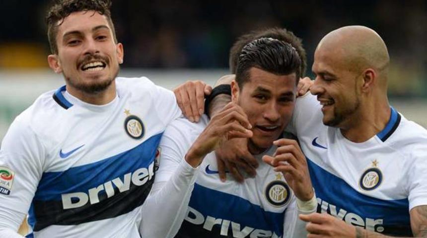 Caner Erkin'den Galatasaray'a &ccedil;elme