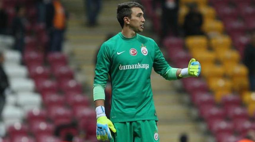 River Plate, Muslera'ya kapıları kapattı!