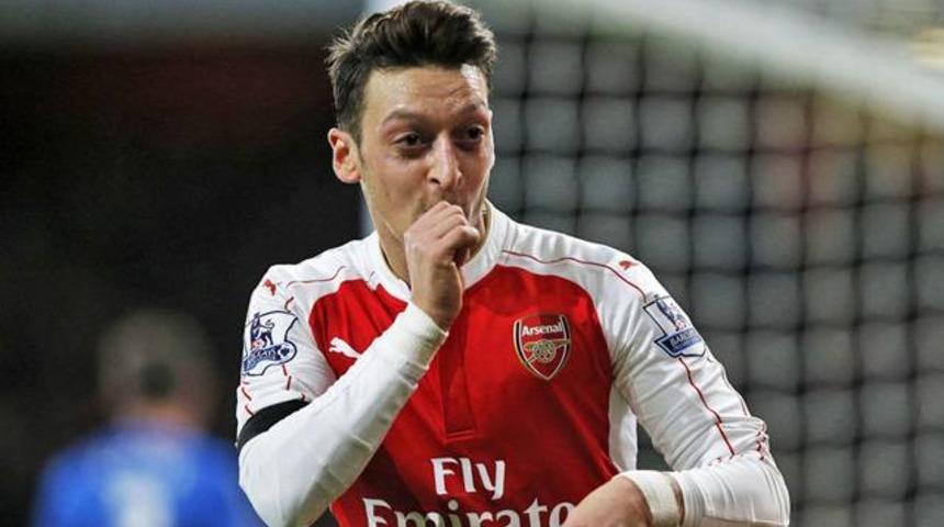 Mesut &Ouml;zil'e Juventus kancası