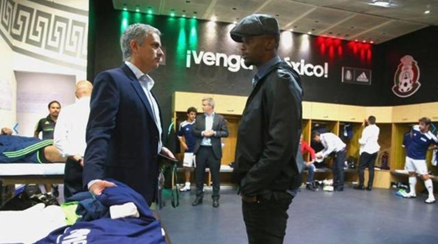 Samul Eto'o ve Mourinho buluştu