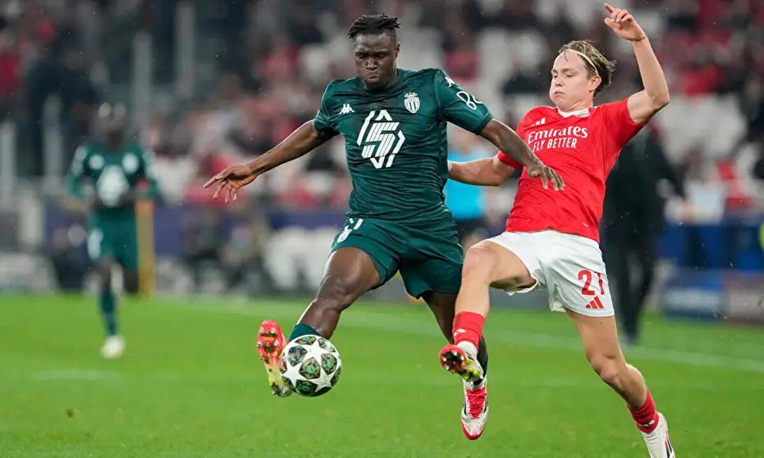 Galatasaray da bir uçak daha iniyor! Sarı-Kırmızılılar Okan Buruk un çok istediği Wilfried Singo transferinde mutlu sona ulaştı 4