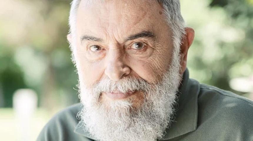 Ünlü tarihçi Prof. Dr. Mete Tunçay hayatını kaybetti