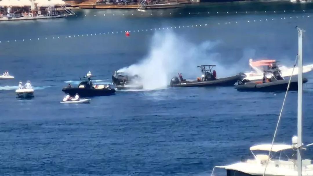 Bodrum da panik anları! Teknede yangın çıktı: 1 kişi kurtarıldı 1