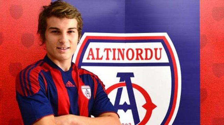 &Ccedil;ağlar S&ouml;y&uuml;nc&uuml; Freiburg'ta