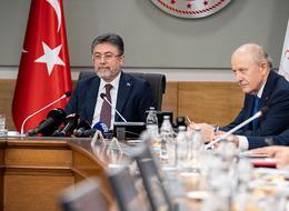 Bakan Yumaklı'dan su açıklaması: '321 projeyi daha hayata geçireceğiz"