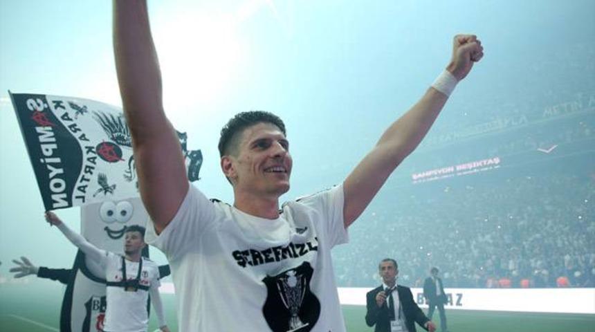 Mario Gomez: 'Beşiktaş'ta kalma konusunda pozitifim'