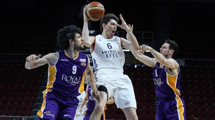 Anadolu Efes 83 - 71 Royal Halı Gaziantep