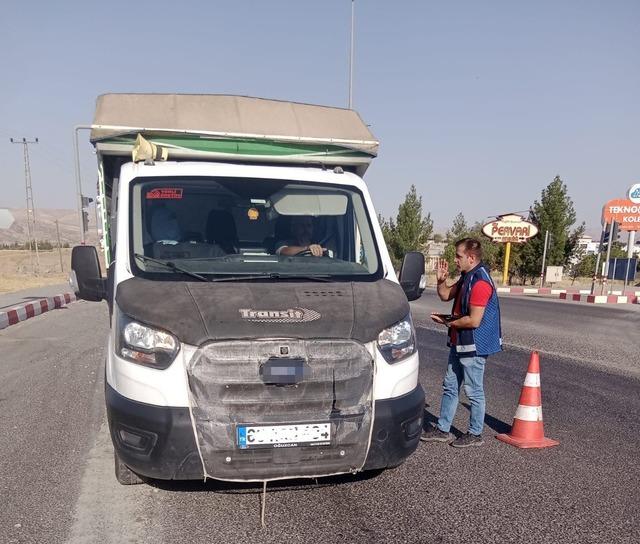 Siirt Belediyesi’nden sebze ve meyve taşıyan araçlara denetim 3