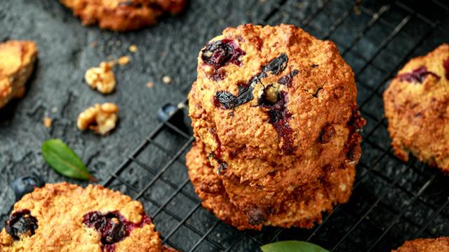 10 dakikada hazır kurabiye tarifi: Airfryer’da badem unlu yumuşacık kurabiye