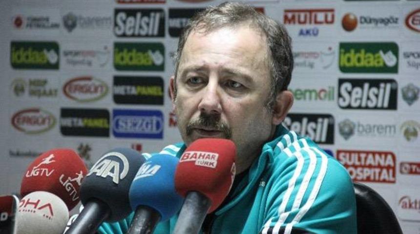 Sergen Yal&ccedil;ın g&ouml;revden ayrıldığını a&ccedil;ıkladı