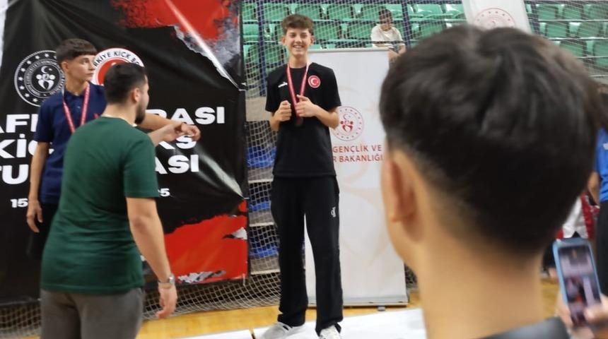 Eskişehirli sporcudan Zafer Kupası’nda önemli başarı