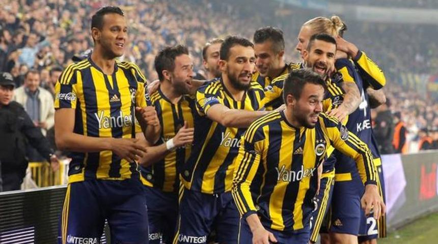 Fenerbahçe'de 12 futbolcunun sözleşmesi bitiyor