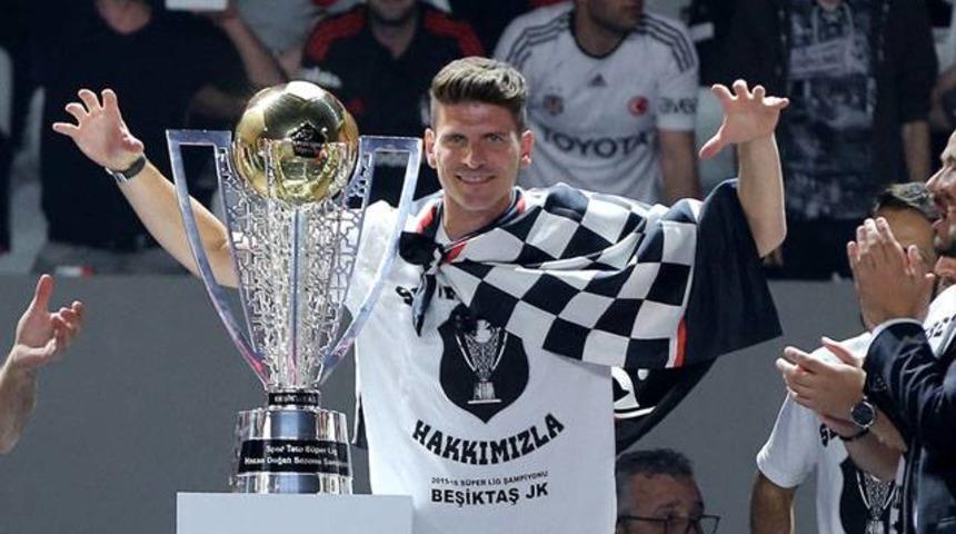 Mario Gomez: Bir yıl daha kalırım