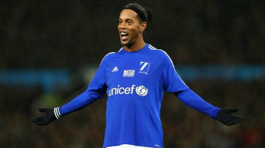 G&uuml;ltekin Gencer: Ronaldinho salı g&uuml;n&uuml; netleşir