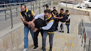 Zonguldak'ta ev kadınını 2 milyon 700 bin lira dolandıran 3 zanlı tutuklandı