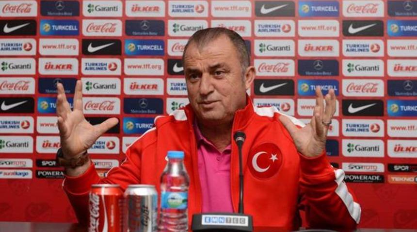 Fatih Terim ve Arda Turan basın toplantısı d&uuml;zenledi
