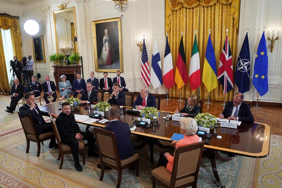 Zelenskiy Beyaz Saray da... Sadece onu kapıda karşıladı, Trump böyle duyurdu: Her şey güzel giderse... 5