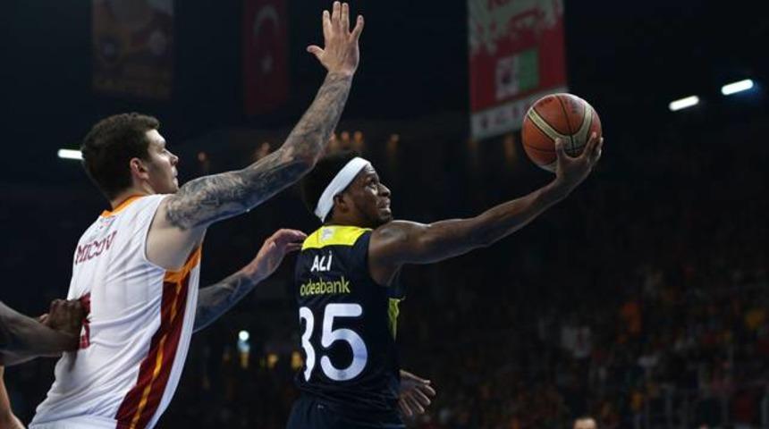 Galatasaray Odeabank 65 - 63 Fenerbah&ccedil;e