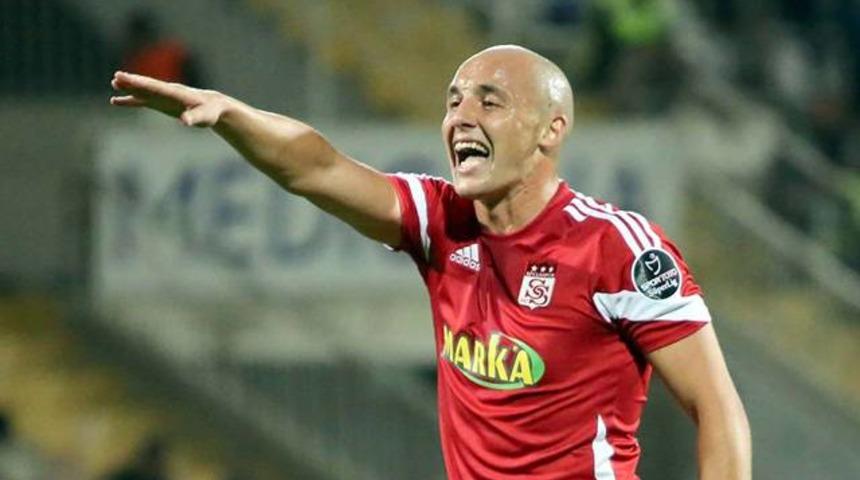 Aatif Chahechouhe Trabzonspor'a