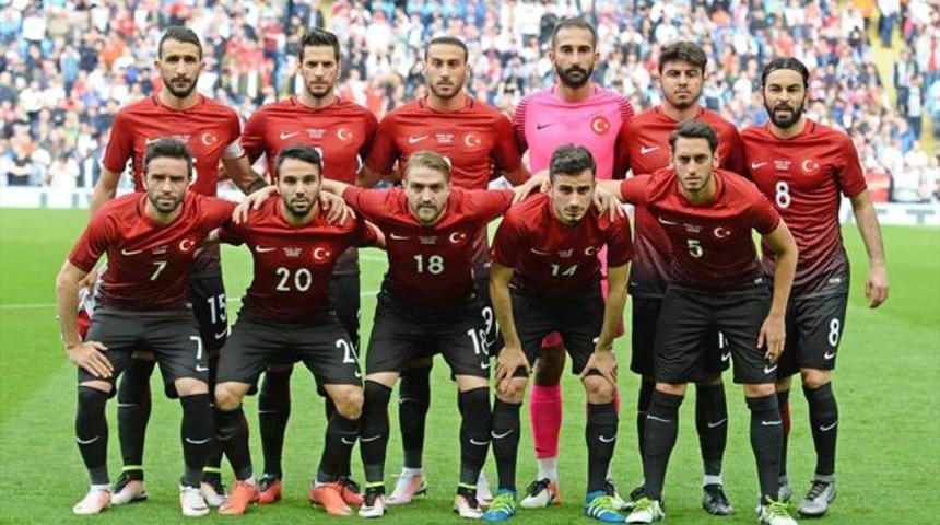 Milli Takım'ın 23 kişilik EURO 2016 kadrosu belli oldu
