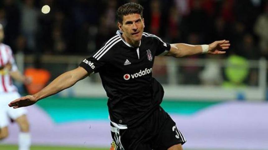Daum: Mario Gomez Beşiktaş'ta kalmayacak