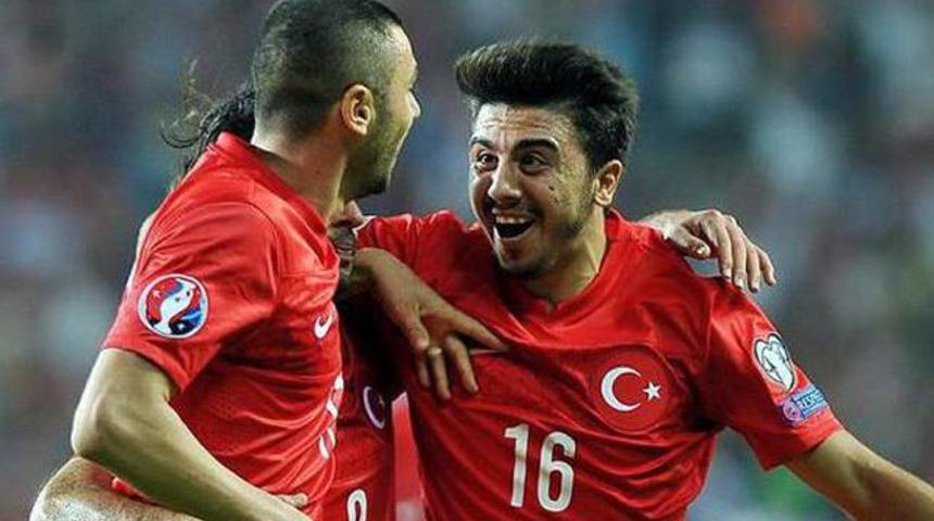 Fatih Terim Ozan Tufan ve Caner Erkin'i uyardı