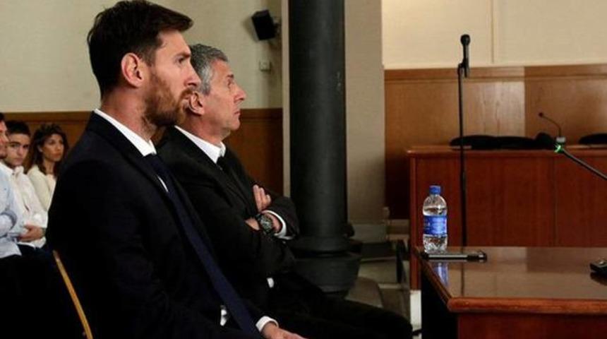 Lionel Messi hakim karşısında! 