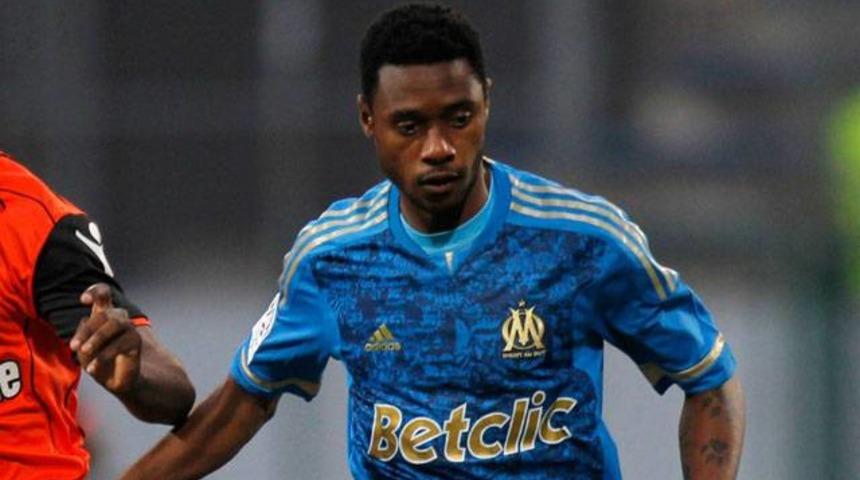 Beşiktaş'ta N’Koulou imzaya kaldı