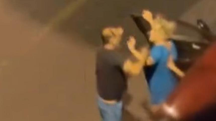 Kuşadası’nda ilginç kavga, 2 kadın bir erkek mahalleyi ayağa kaldırdı