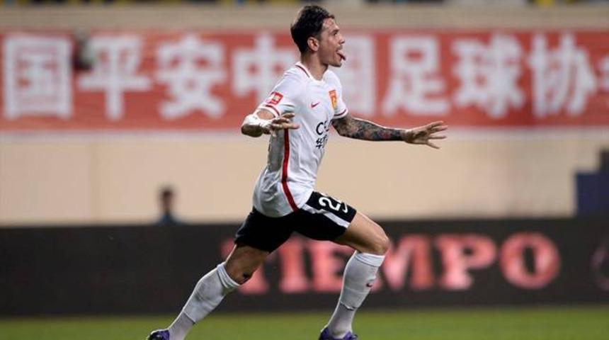 Ersan G&uuml;l&uuml;m'e milli takım piyangosu