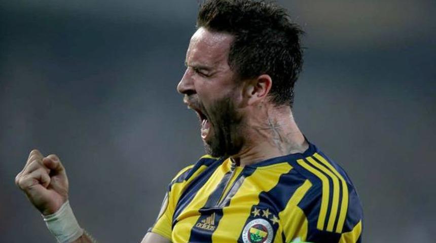 G&ouml;khan G&ouml;n&uuml;l Beşiktaş'la imzalıyor