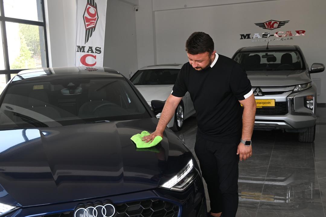  Beklemenin anlamı yok  Araba alacaklara tavsiye:  Her zaman doğru dönem  ÖTV zammından sonra... 4